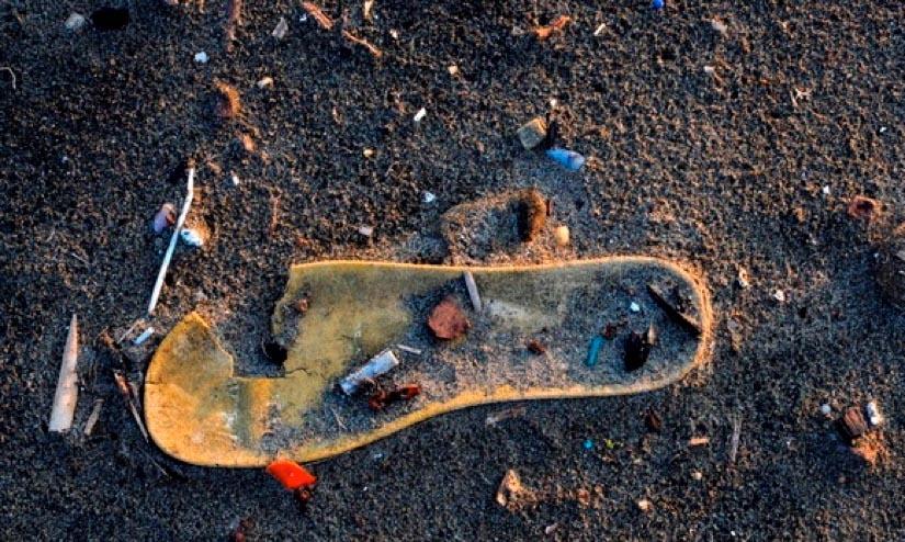 Rifiuti di plastica trovati in mare